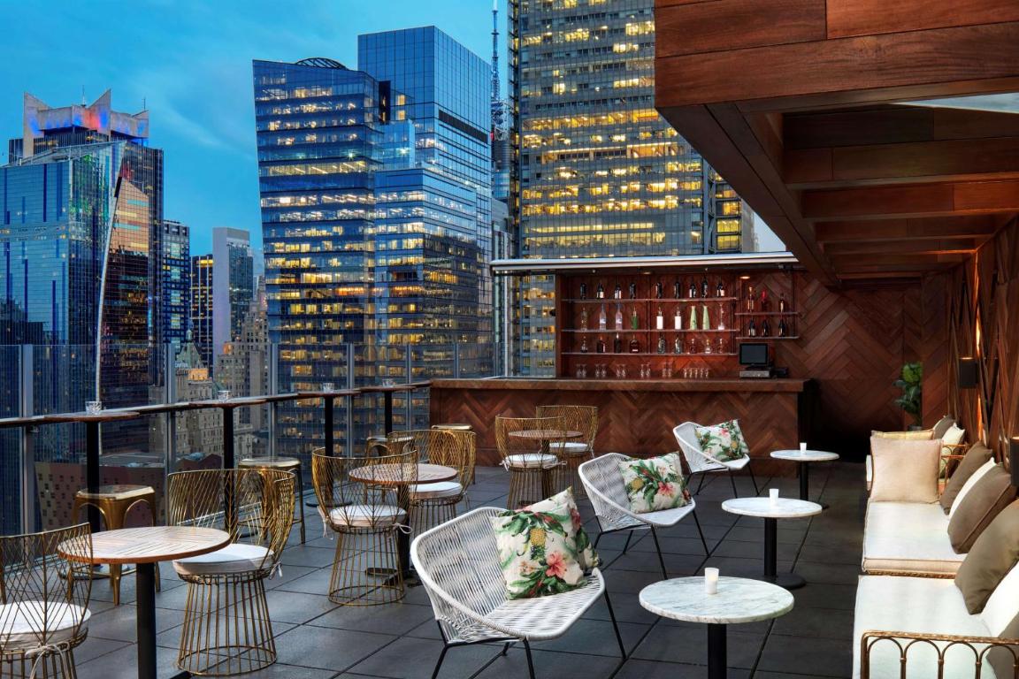 Doubletree By Hilton New York Times Square West