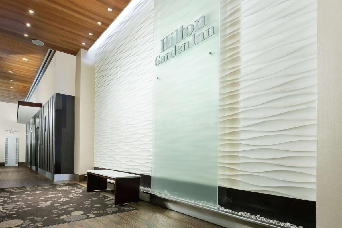 Hilton Garden Inn New York – Times Square Central