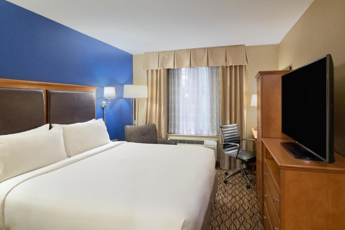 Holiday Inn Express New York City Chelsea, an IHG Hotel