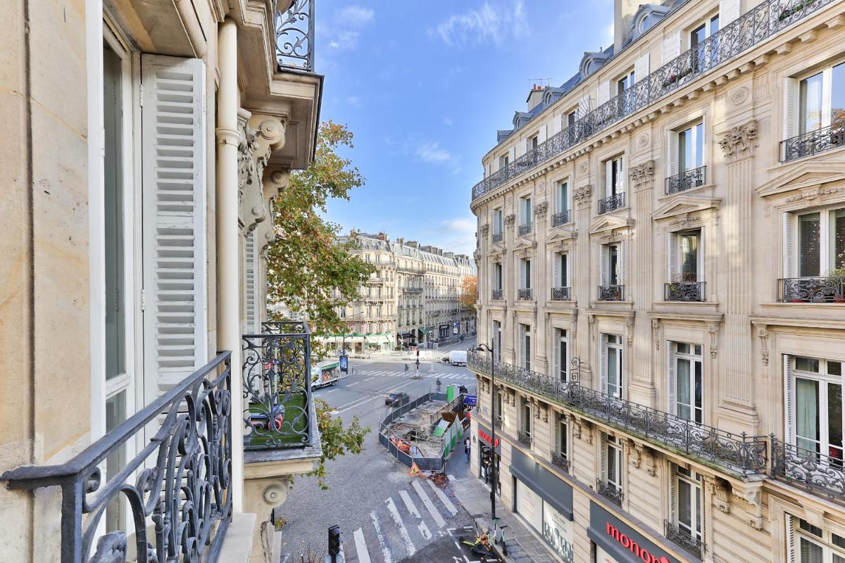 Appartement 140m2 proche des Champs Elysées