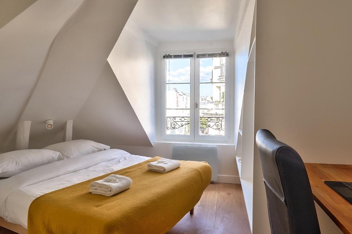 Charming 1 Bedroom Apt in the Heart of Paris (6F)