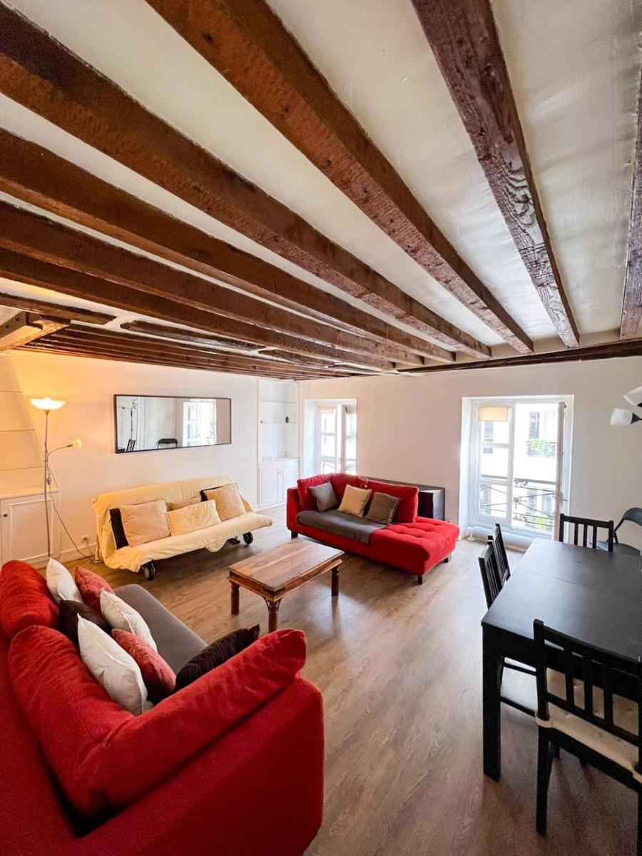 Charming two-room apartment near Montparnasse