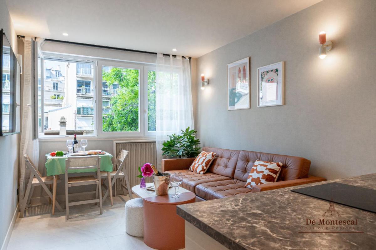 De Montescal Montparnasse AC appartment in a prime location