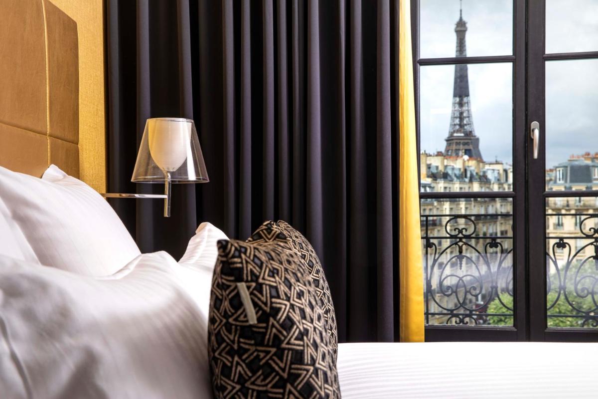 First Hotel Paris Tour Eiffel