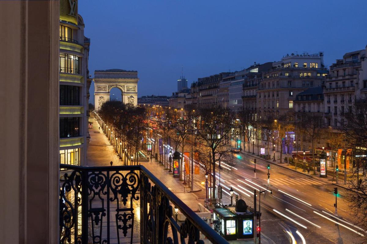 Hôtel Barrière Fouquet’s Paris