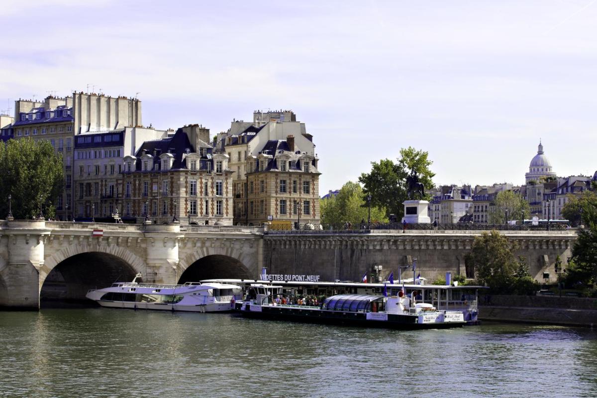 Hotel Ducs de Bourgogne