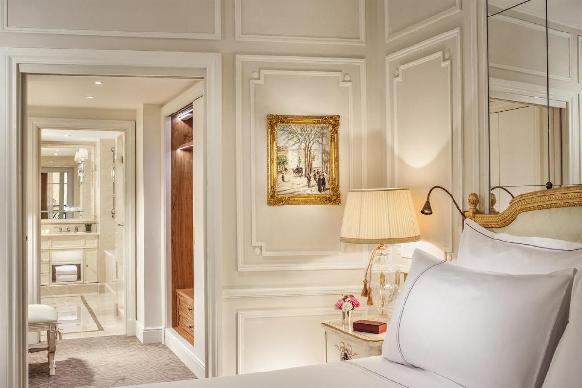 Hotel Splendide Royal Paris – Relais & Châteaux