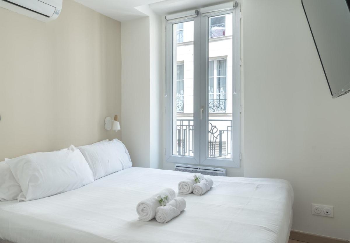 Lavie Maison Parisian Aircon Gem