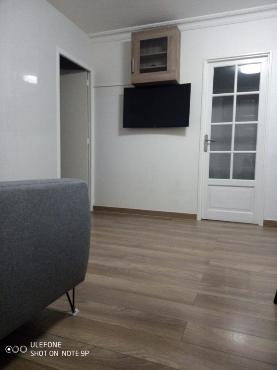 Paris Appartement luxe inclus parking – Quai de la Seine -opéra 15mins