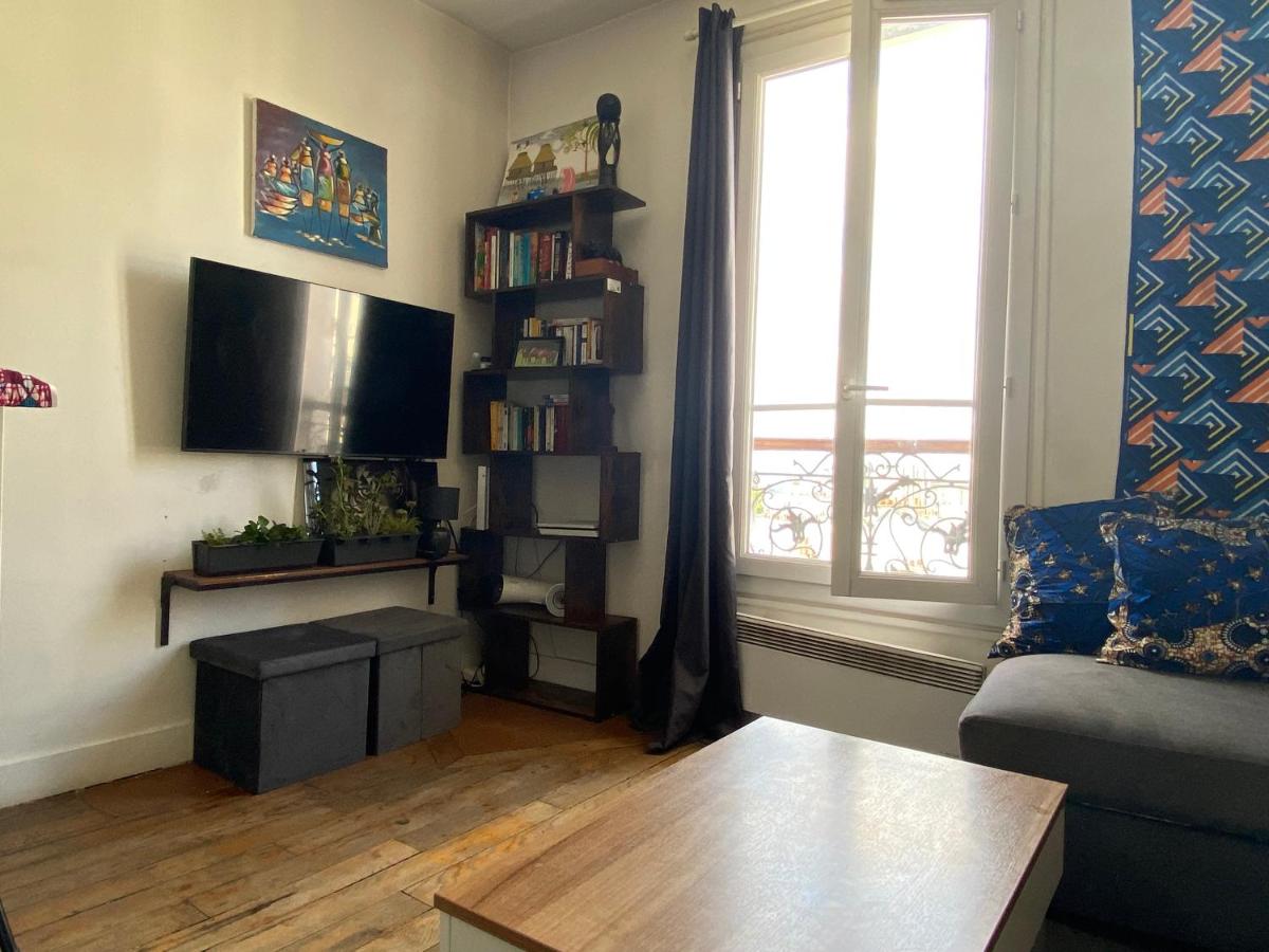 SUPER APPARTEMENT AU COEUR DE MONTMARTRE