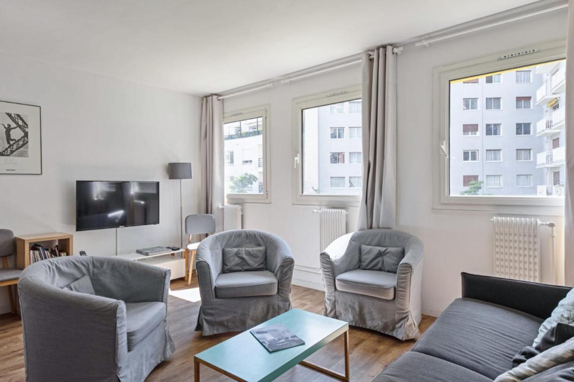 Sunny & quiet 2br near the Eiffel Tower Invalides Beaugrenelle Welkeys