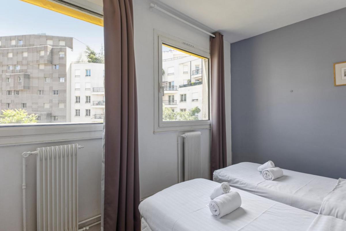 Sunny & quiet 2br near the Eiffel Tower Invalides Beaugrenelle Welkeys