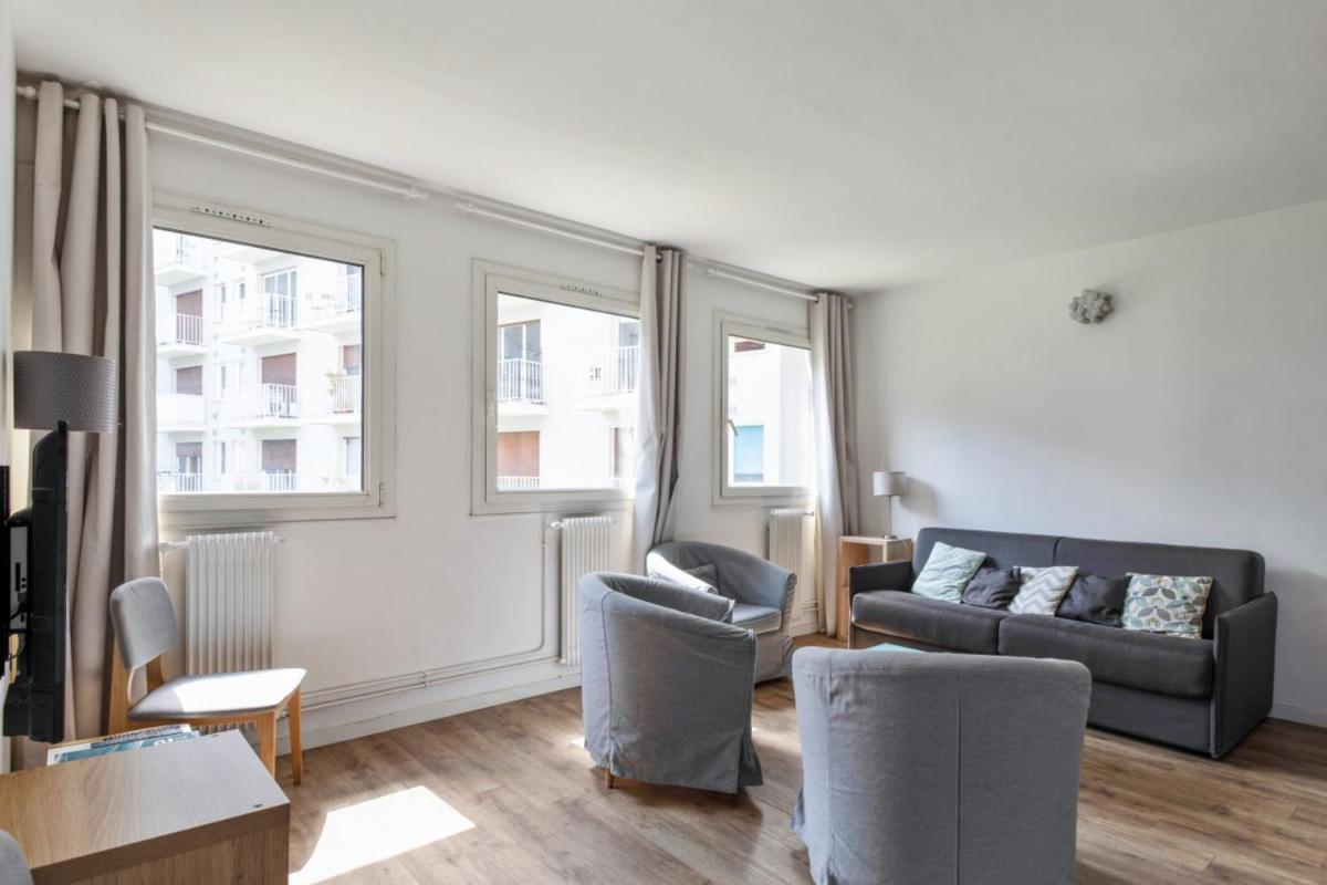 Sunny & quiet 2br near the Eiffel Tower Invalides Beaugrenelle Welkeys