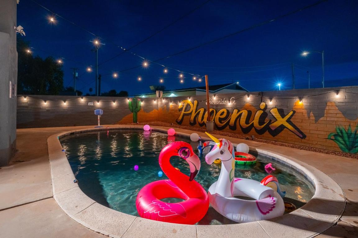 5br3ba10 Mins To Downtown Phoenix – Sleeps 14