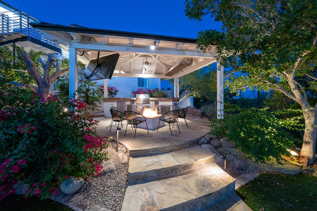 Camelback Mountain Mansion – Micro-resort, Views, Golf, Heated Pool, Game Room