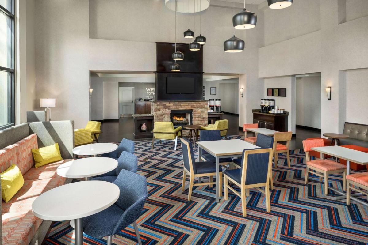 Hampton Inn & Suites Phoenix North/Happy Valley