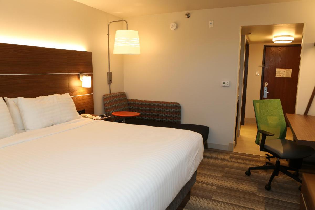 Holiday Inn Express Phoenix-Airport/University Drive, an IHG Hotel