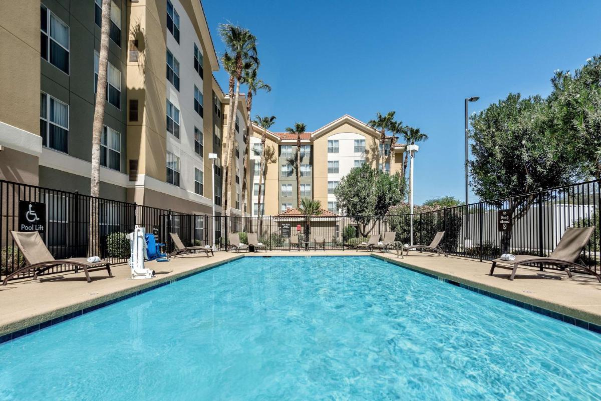 Homewood Suites Phoenix-Metro Center