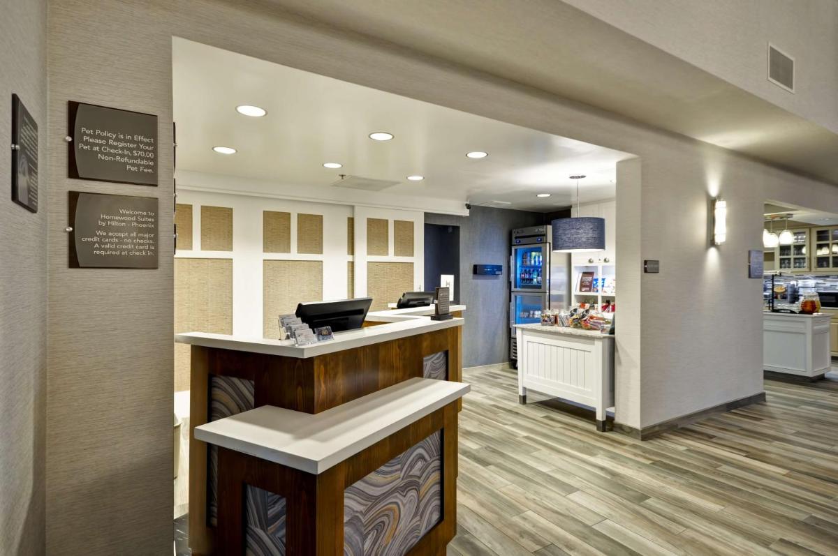 Homewood Suites by Hilton Phoenix-Biltmore