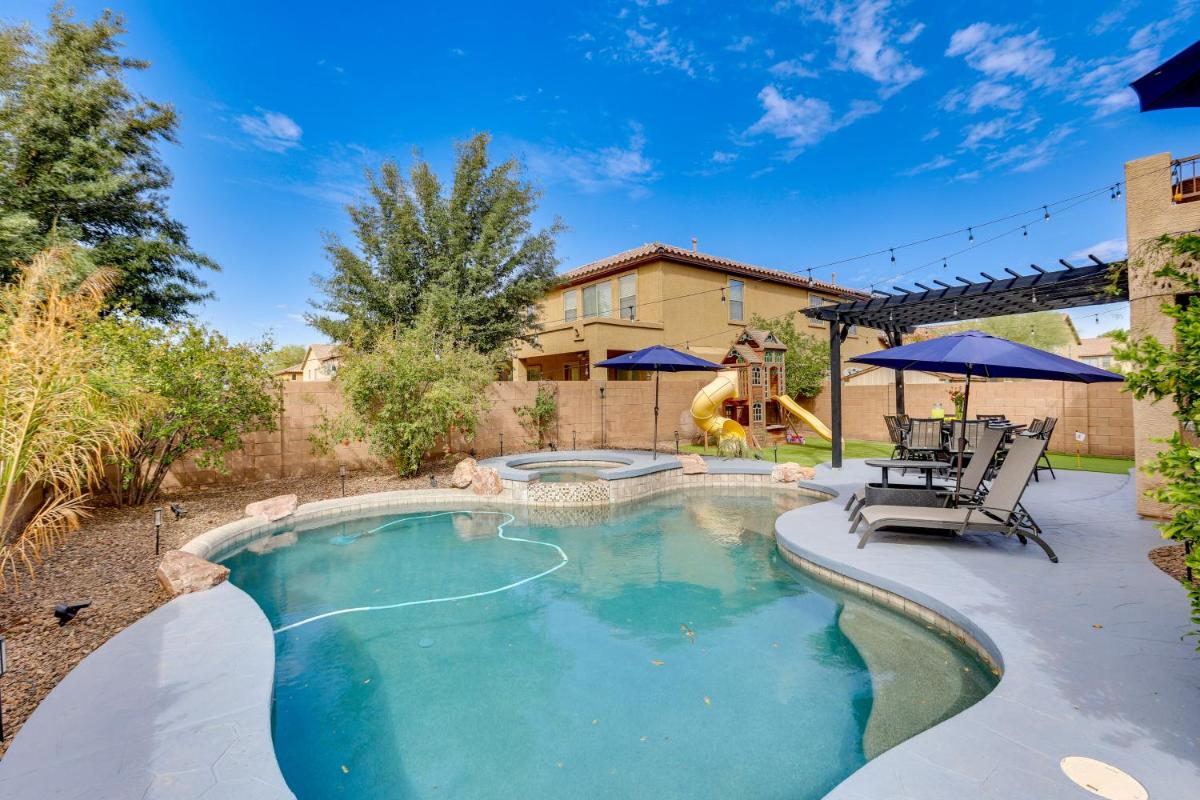 Luxe Family Home with Pool, 13 Mi to Dtwn Phoenix!