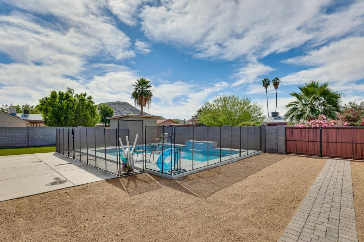 Modern Phoenix Home with Pool – 13 Mi to Downtown!