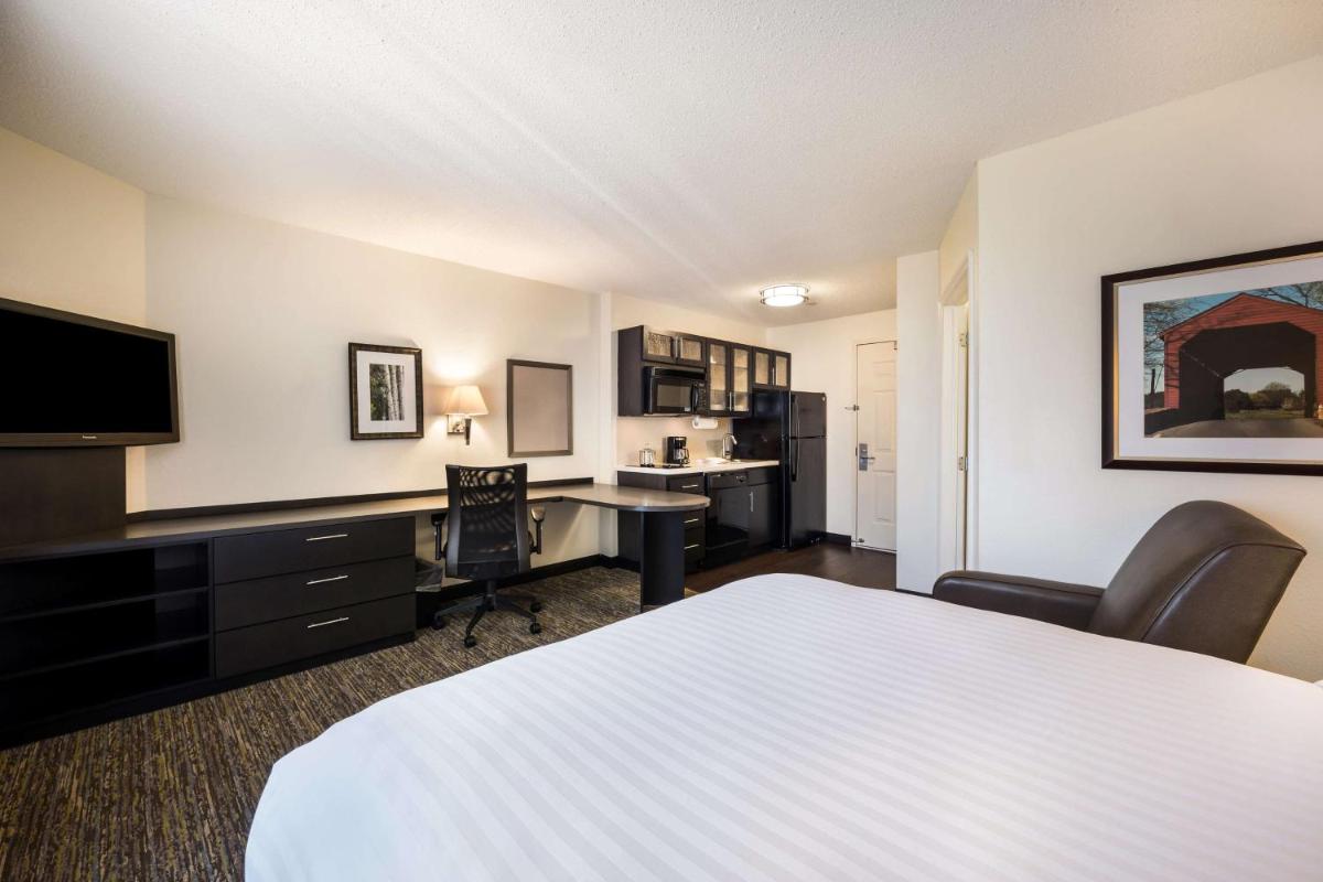 Sonesta Simply Suites Phoenix Glendale