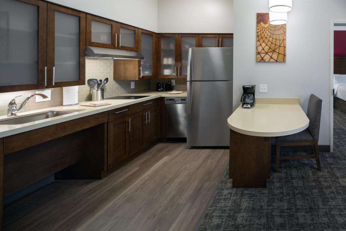 Staybridge Suites – Phoenix – Biltmore Area, an IHG Hotel