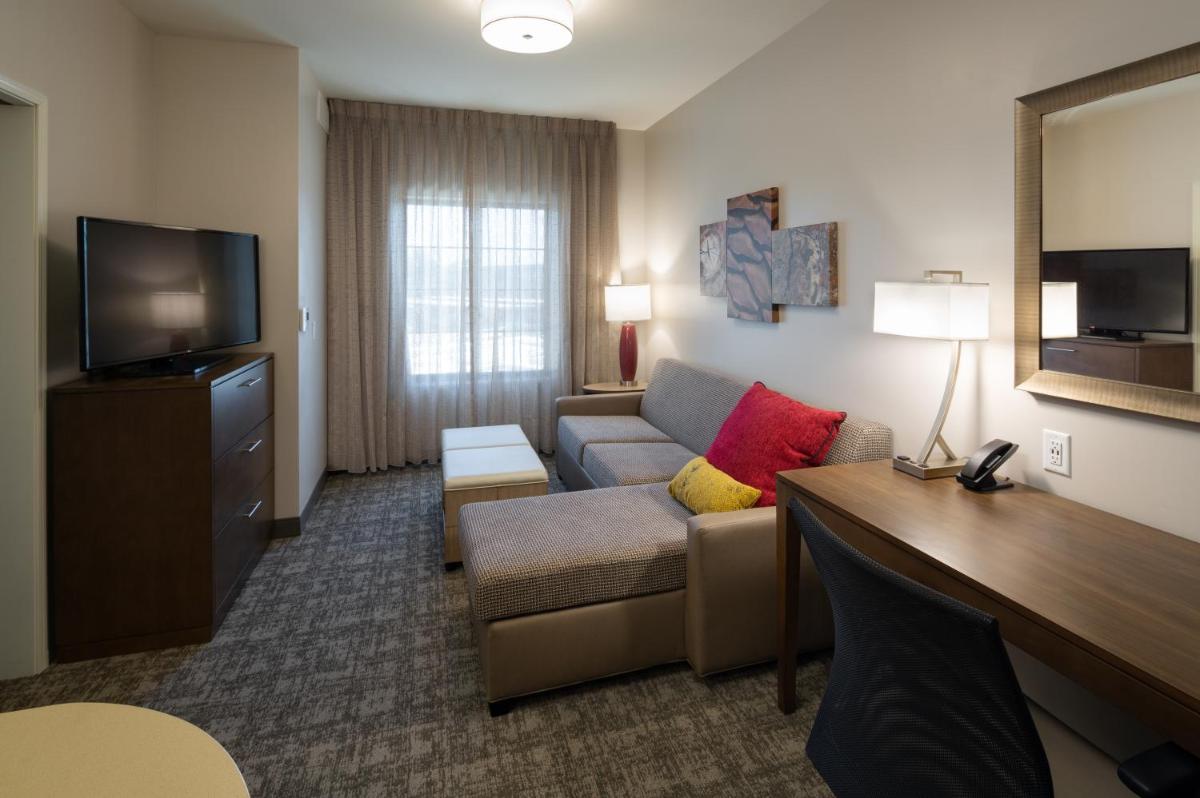 Staybridge Suites – Phoenix – Biltmore Area, an IHG Hotel