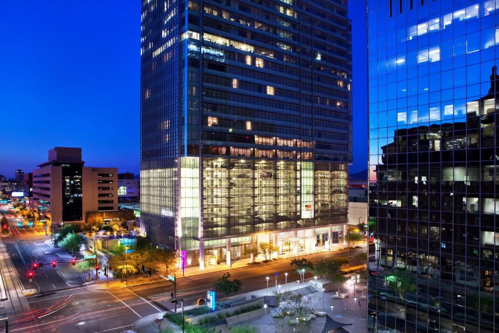 The Westin Phoenix Downtown