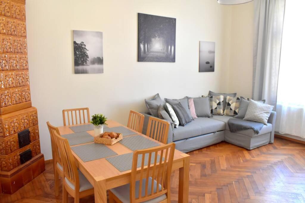 Airstay Prague : DeLuxe Apartment Old town