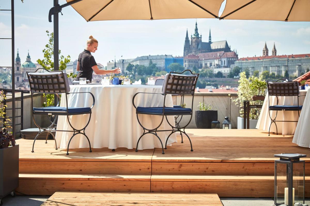 Four Seasons Hotel Prague