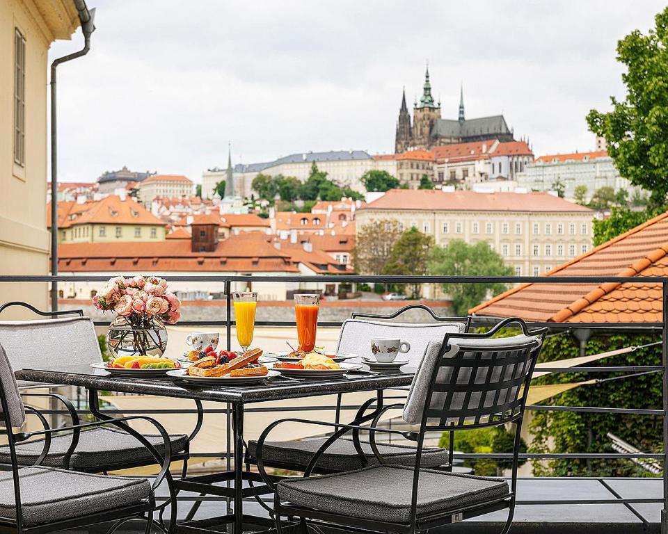 Four Seasons Hotel Prague