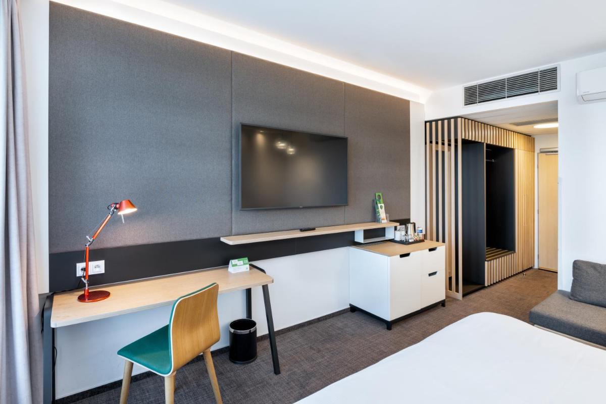 Holiday Inn Prague Airport, an IHG Hotel