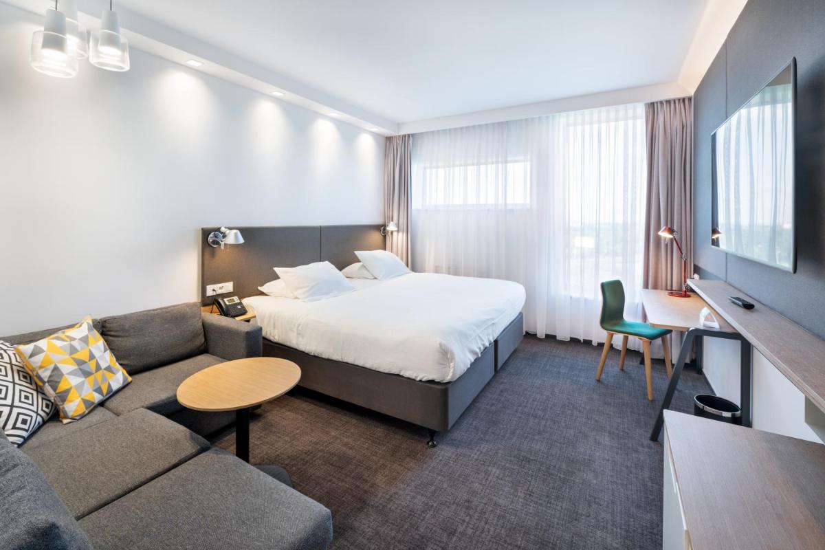 Holiday Inn Prague Airport, an IHG Hotel