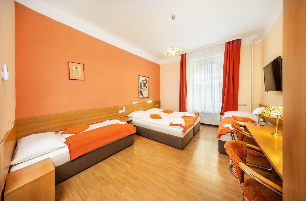 Hotel Golden City Garni