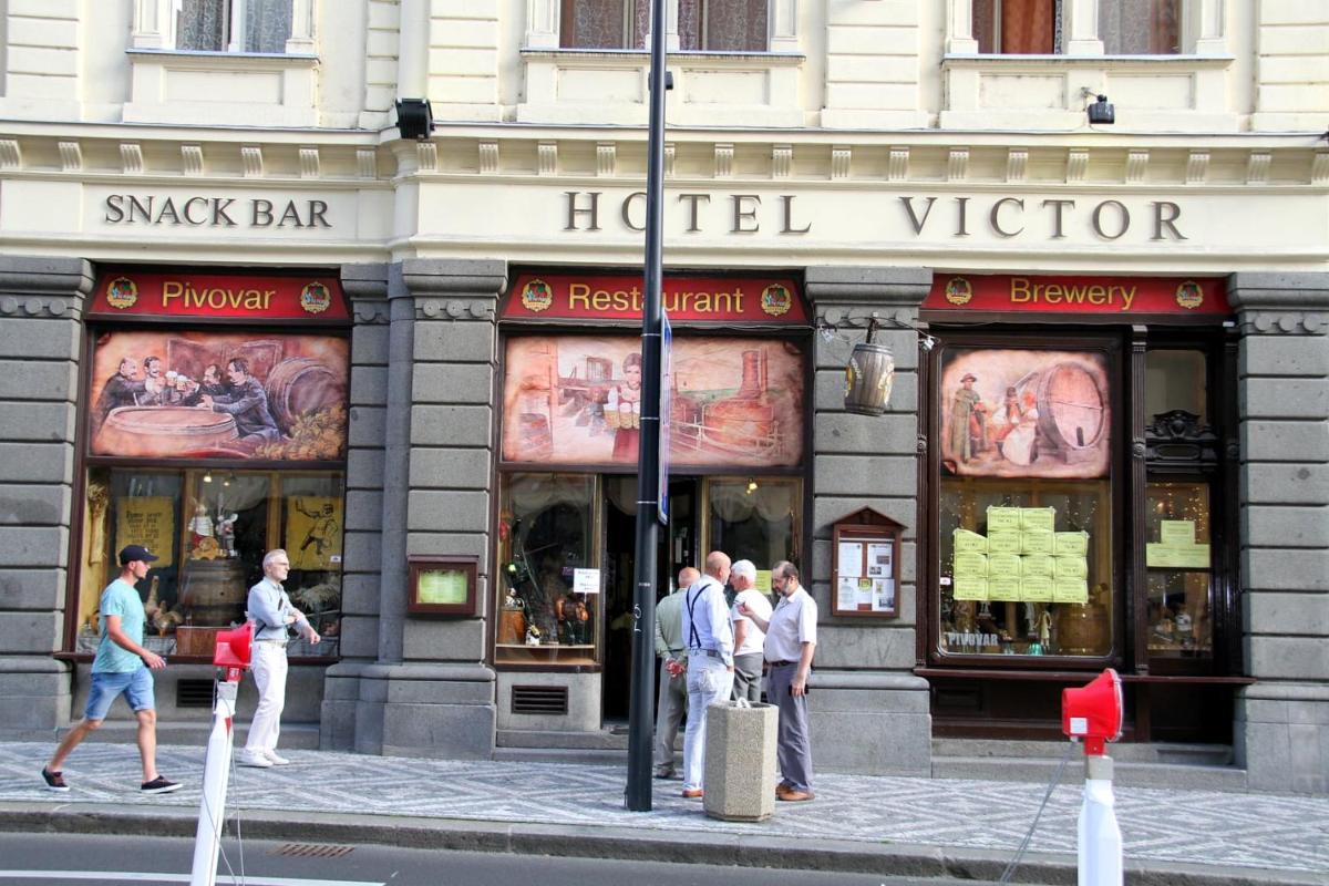 Hotel Victor