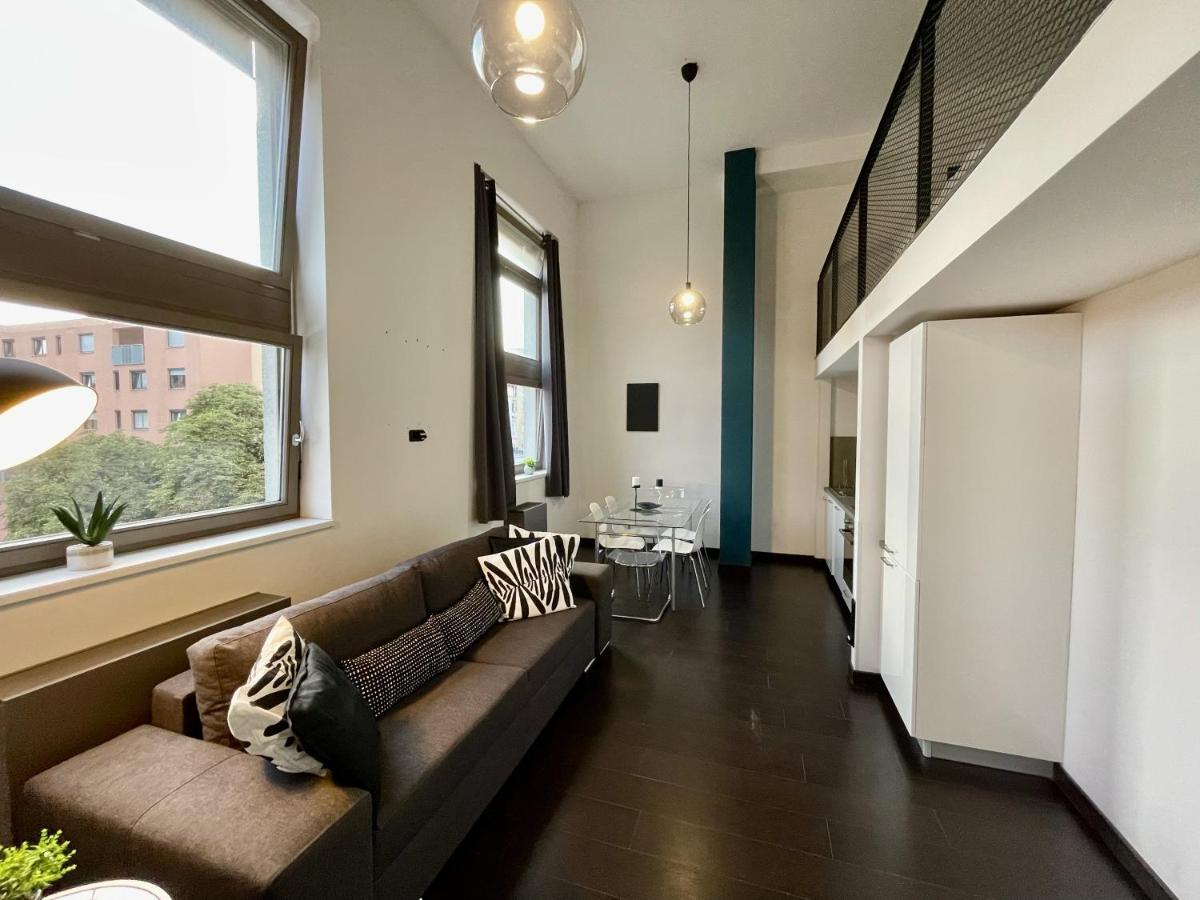 Modern Loft with AirHokey in City Centre