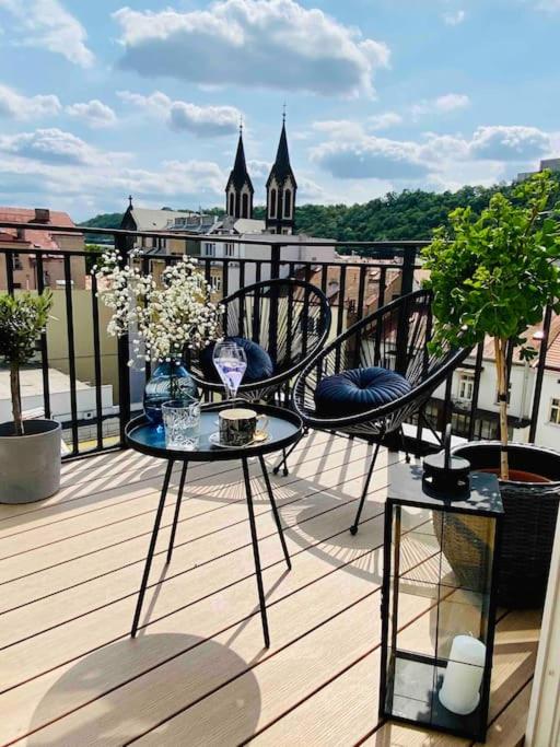 Romantic Terrace Studio in Karlín