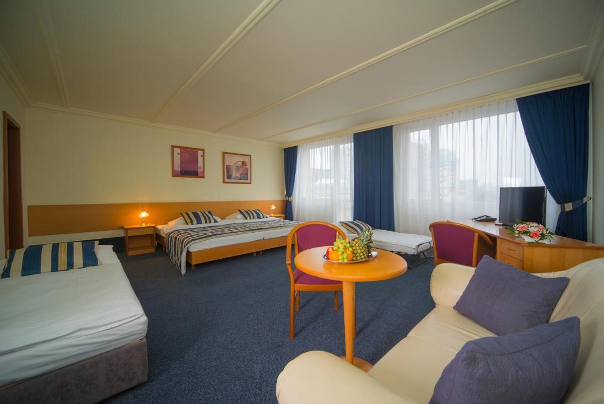 TOP HOTEL Praha