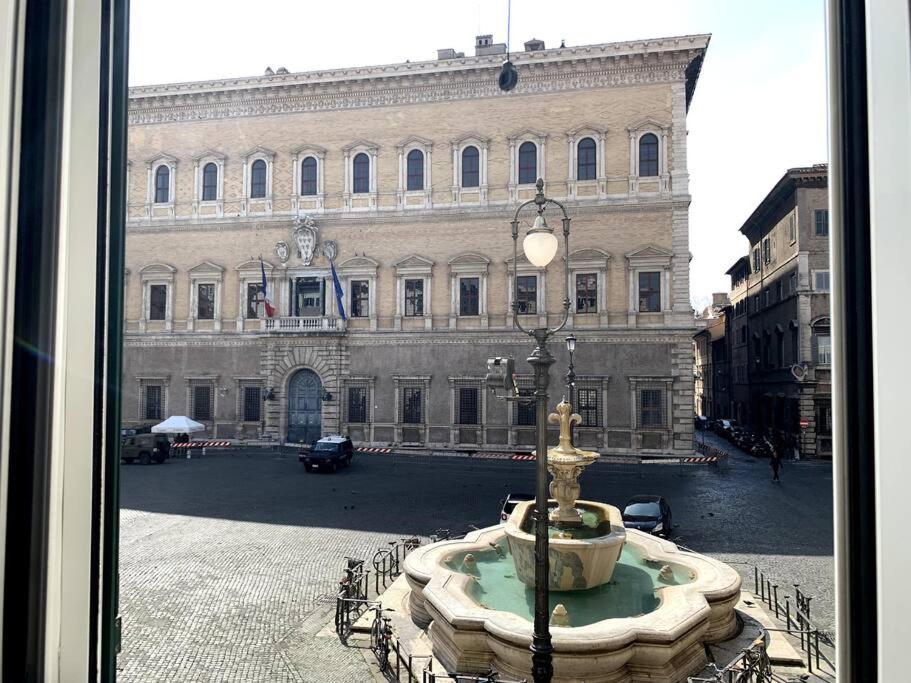 Casa Cristina in Piazza Farnese