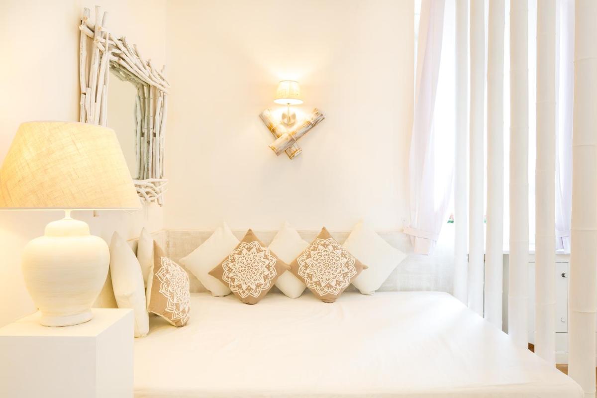 Charming Colosseo Apartment