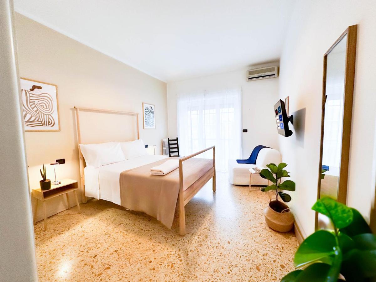 Gemma – Vatican Metro XL Apartment – 4 rooms- 13pax