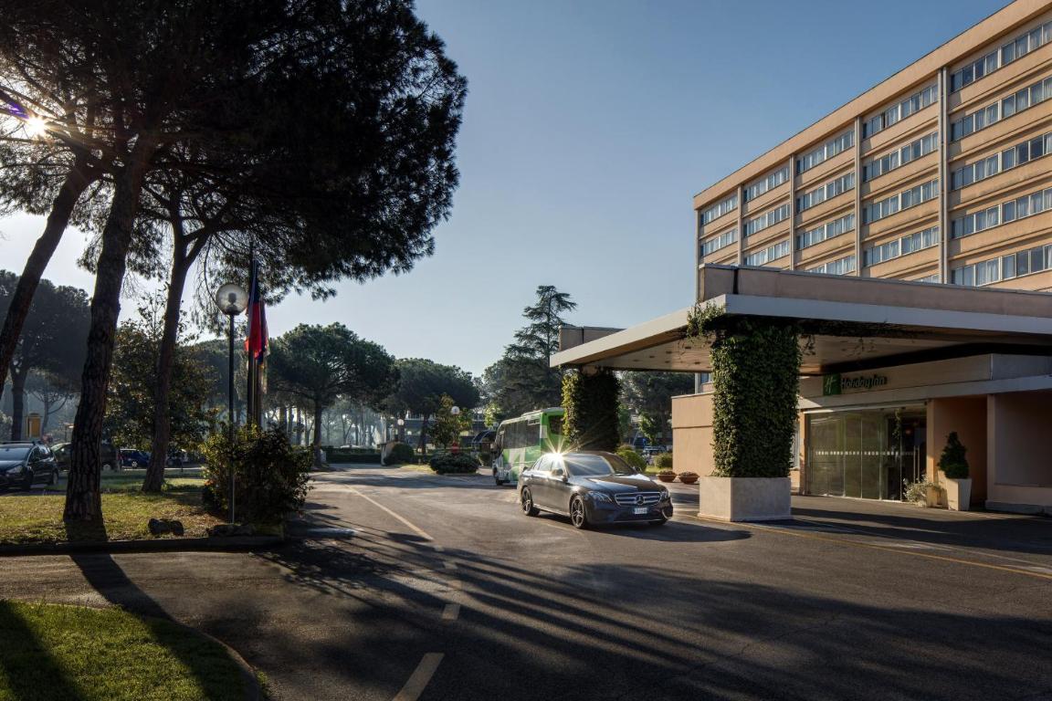 Holiday Inn Rome – Eur Parco Dei Medici, an IHG Hotel