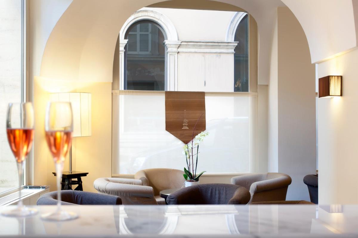 Hotel Albergo Santa Chiara