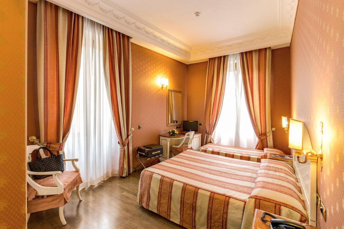 Hotel La Lumiere Di Piazza Di Spagna