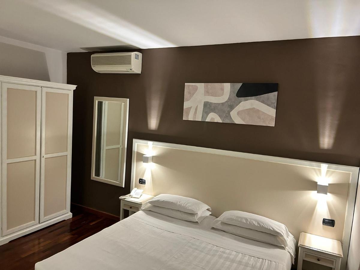 Inn Rome Rooms & Suites