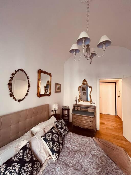 La Casa di Vittorio boutique Ottaviano San Pietro