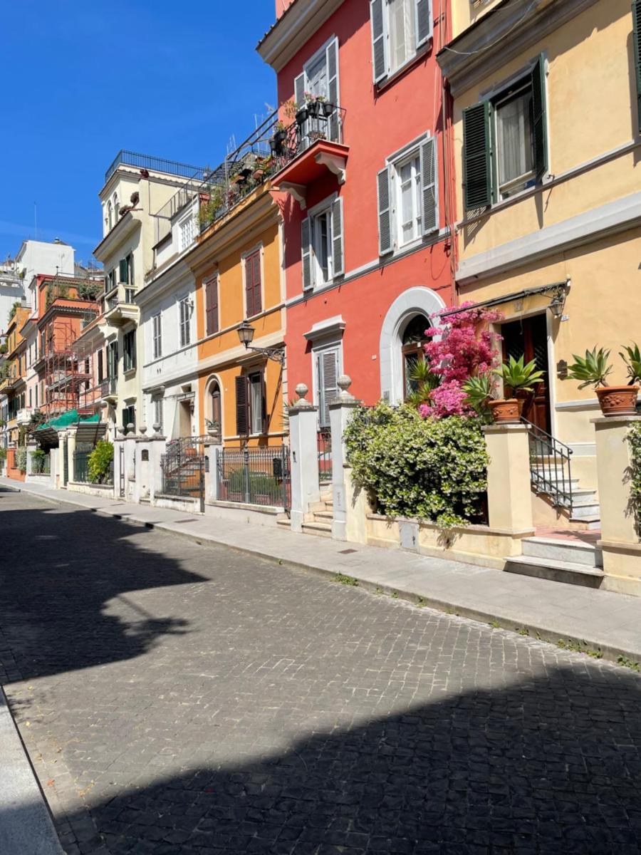 “La Piccola Londra “appartamento a Roma 5 minuti da piazza del Popolo