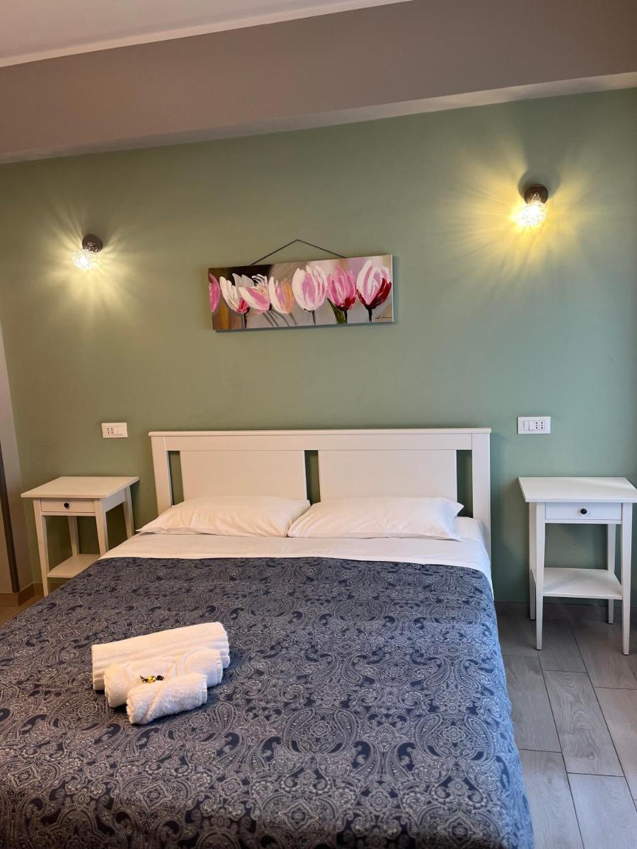 Pretty Tiburtina Room