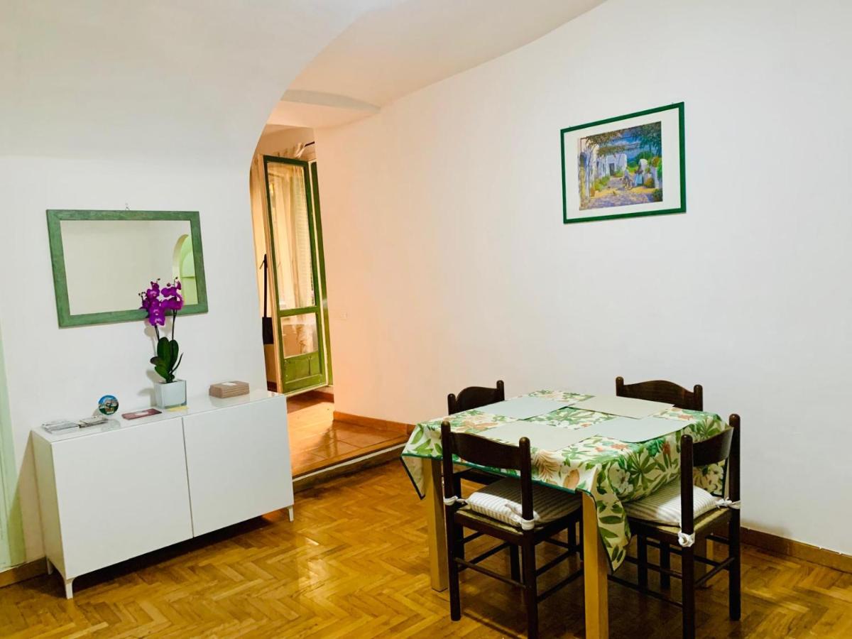 Vacanze Romane Colosseo apartment